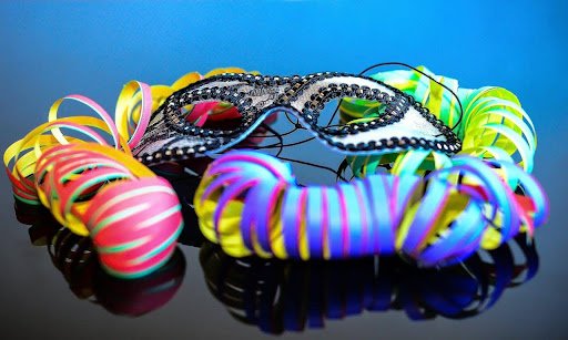 How Accessories Add Depth and Character to Fancy Dress Outfits